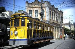 Bonde Rio de Janeiro | Mais um trecho do bonde de Santa Teresa, no Rio de Janeiro, é ...