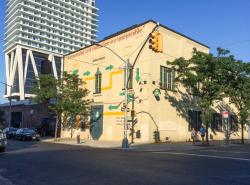Brooklyn Heights Promenade New York City | Brooklyn Brewery in Brooklyn, New York City - Travel. Experience ...