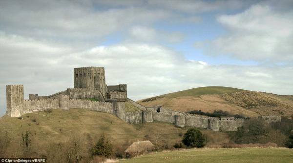 Corfe Castle Corfe Castle