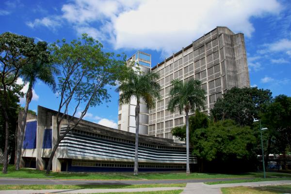 Universidad Central de Venezuela Caracas