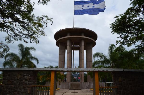 Monumento a La Paz Tegucigalpa