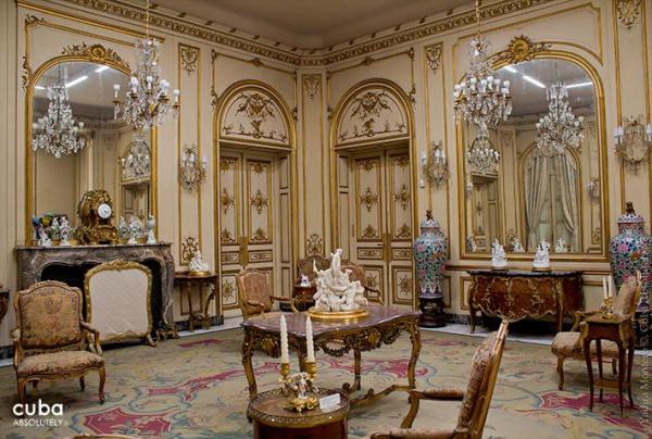 Museo de Artes Decorativas Havana