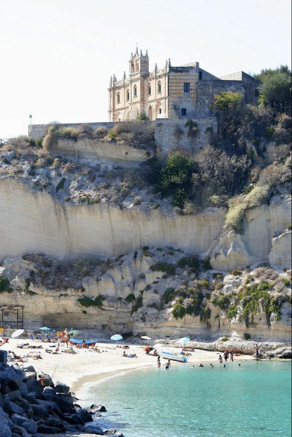 Santa Maria dell'Isola Puglia, Basilicata, and Calabria