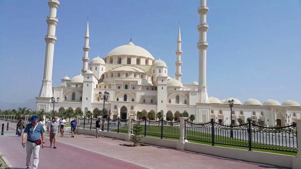 Sheikh Zayed Mosque Fujairah City