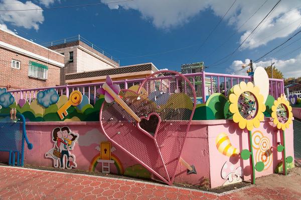 Songwol-dong Fairy Tale Village Incheon