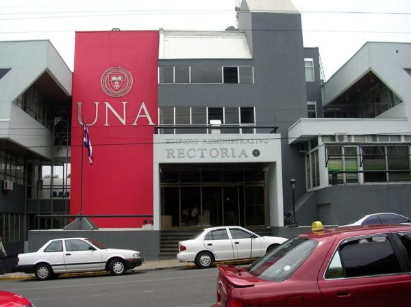 Universidad Nacional Heredia